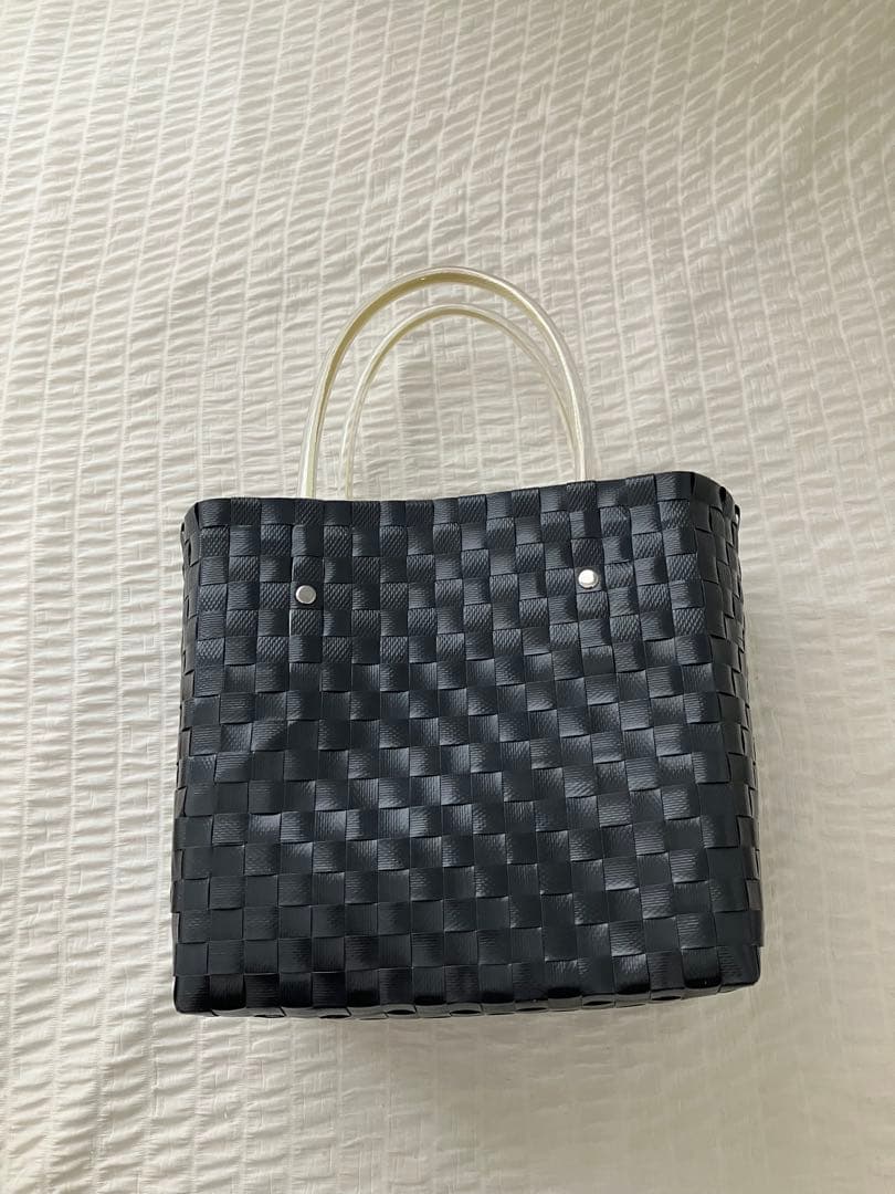 MARNI 編み込みかごバッグ ブラック/マルチカラー