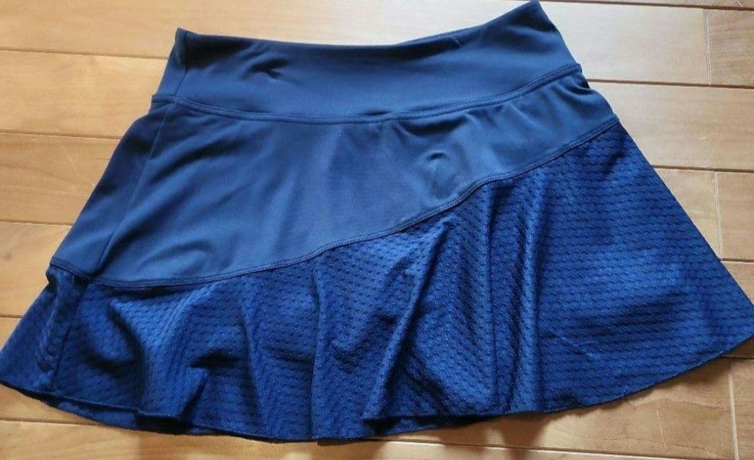 lija スコート(アドミラル　FILA　Nike　ルルレモン　海外　テニス