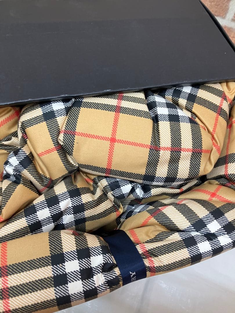 新品未使用 BURBERRY ノバチェック ダウンケット 西川産業