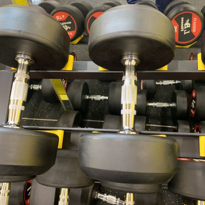 ラバーダンベル　　25kg 30kg 各2個