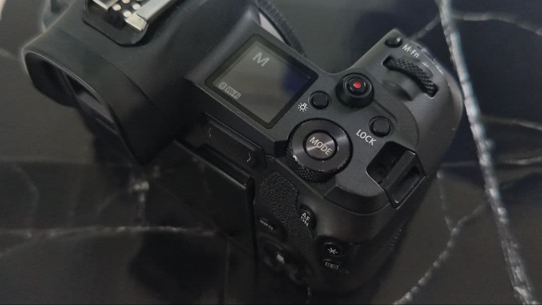 Canon EOSR ボディ