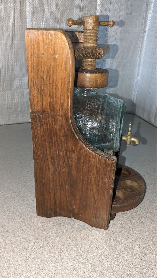 ウィスキーサーバー　骨董品