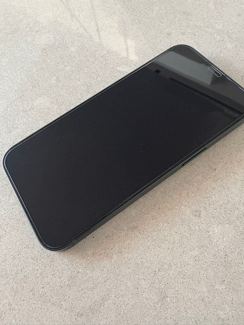 【極美品】iPhone 13 グリーン