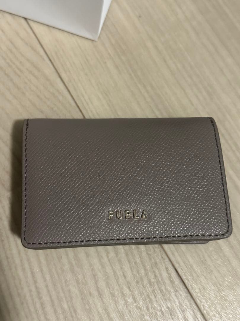 FURLA 名刺入れ グレー