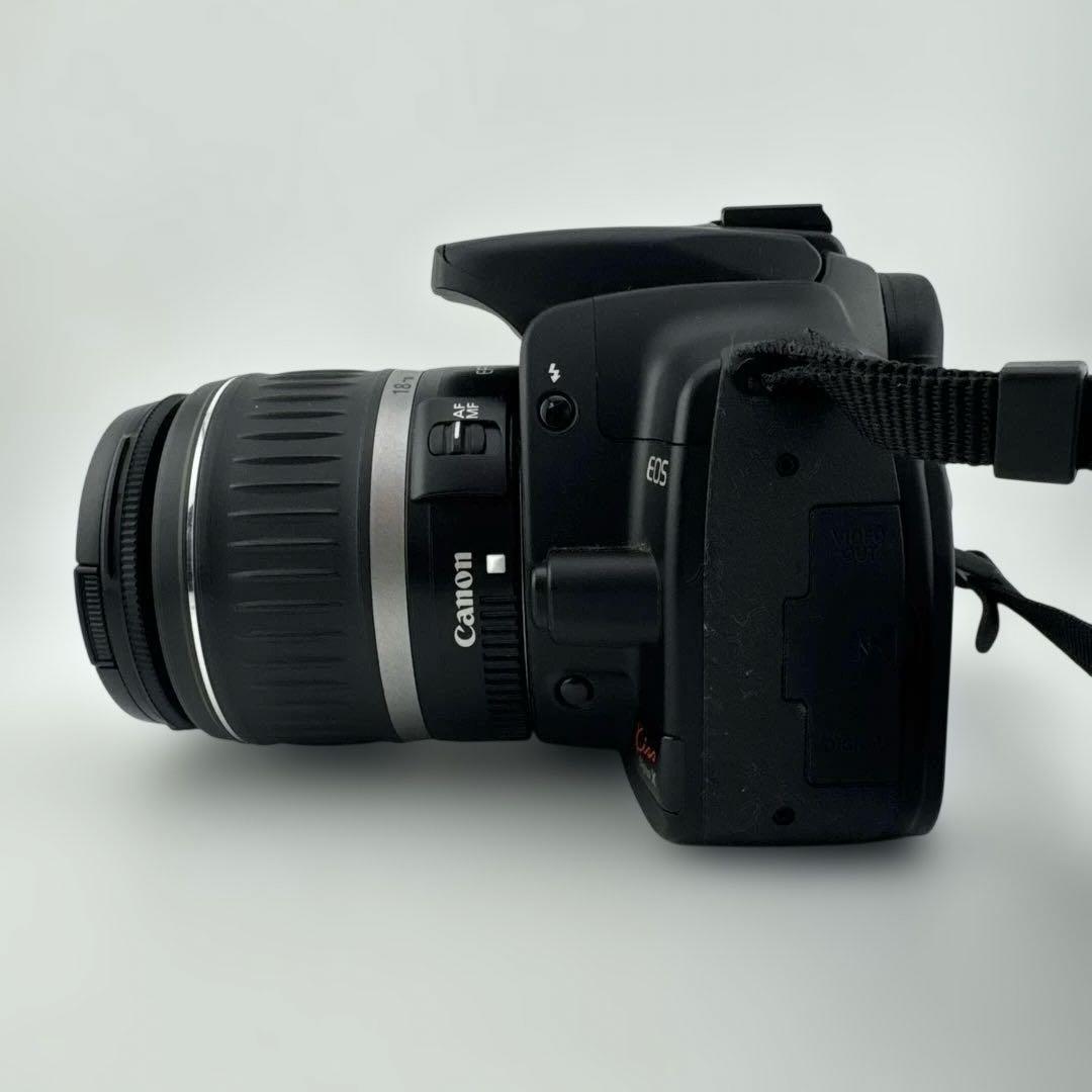 実写美⭕️【動作確認済み】Canon DS126151 一眼レフカメラ レンズ付