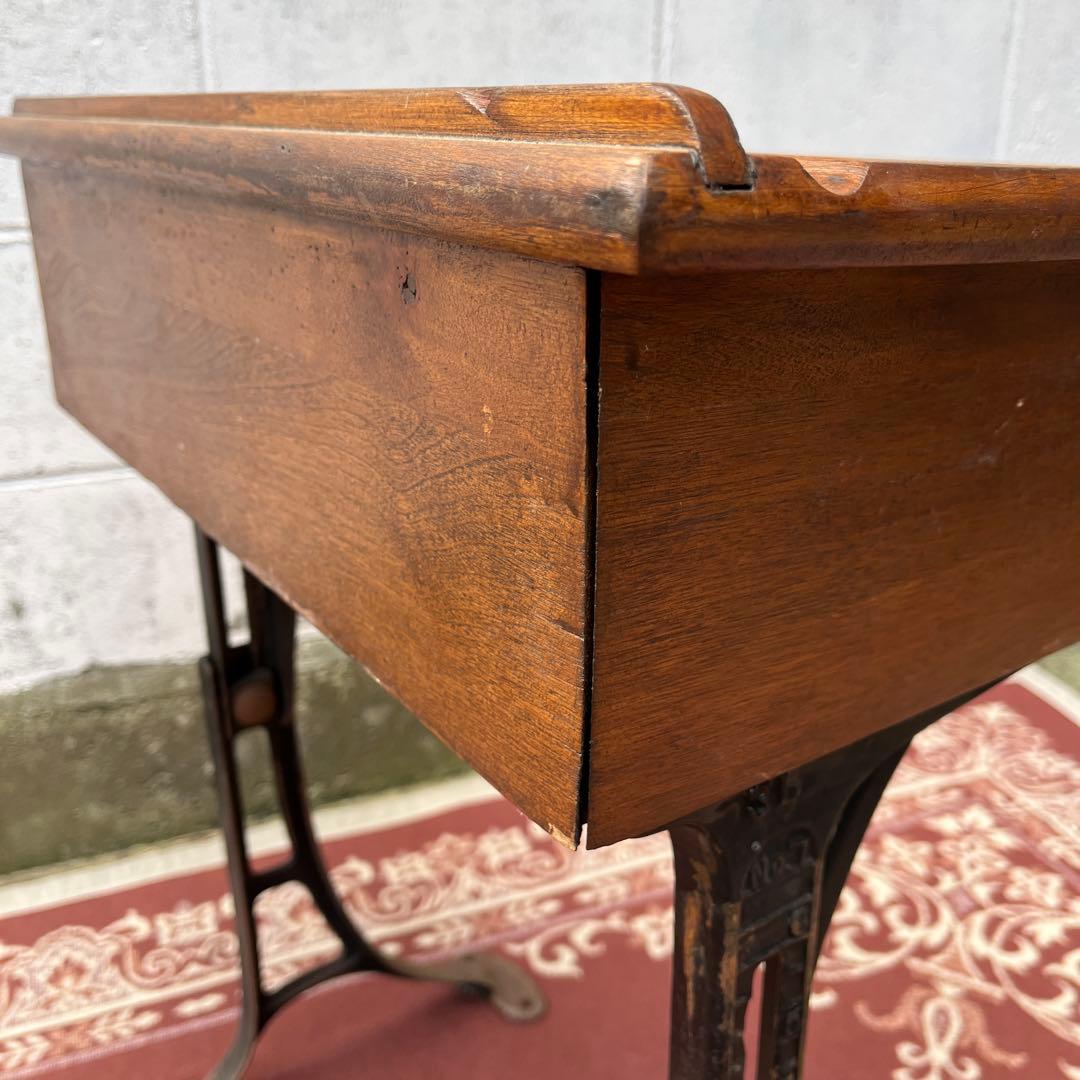 USA製 ビンテージ品◾️鉄脚アイアンレッグ×木製天板 スクールデスク 机