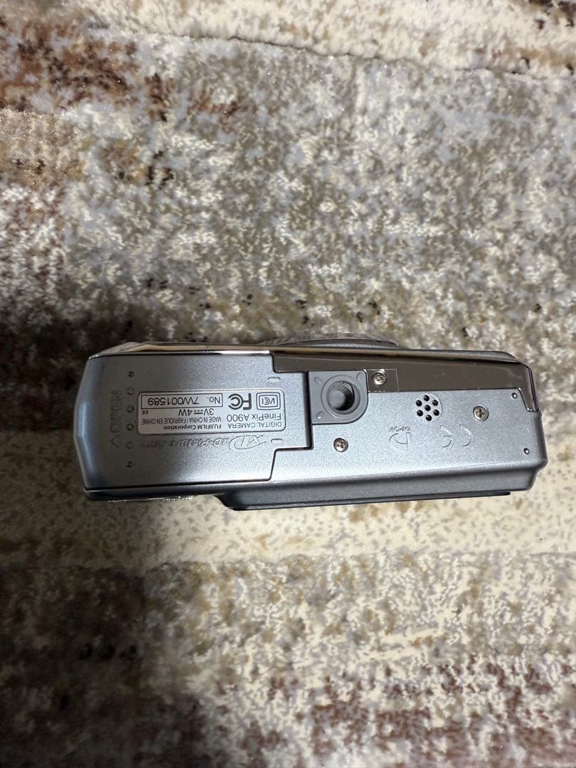 美品FUJIFILM FinePix A900 乾電池式