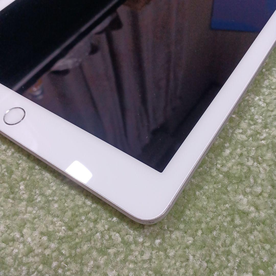 iPad 第6世代　32GB