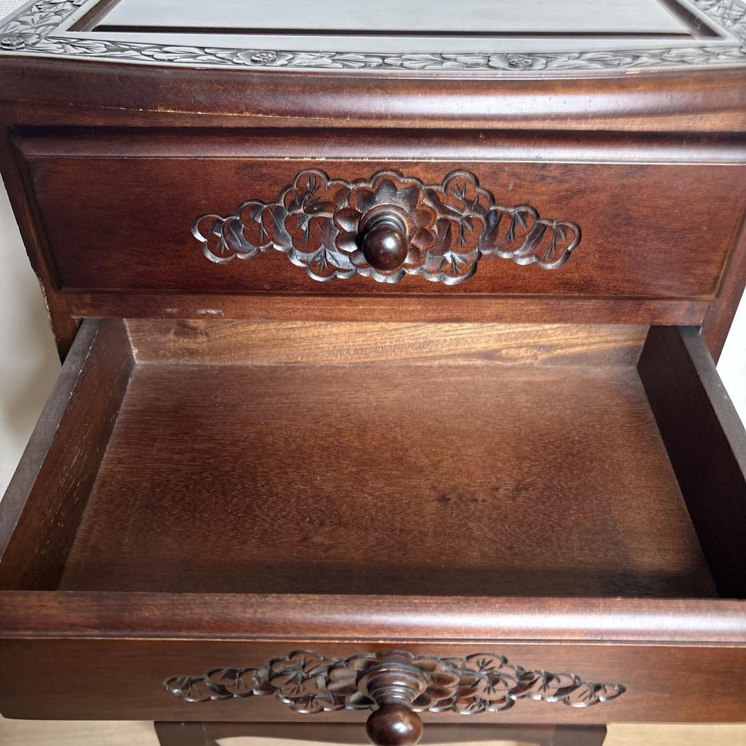 猫足キャビネット　チェストアジアン家具　小物入れ　電話台　アンティーク