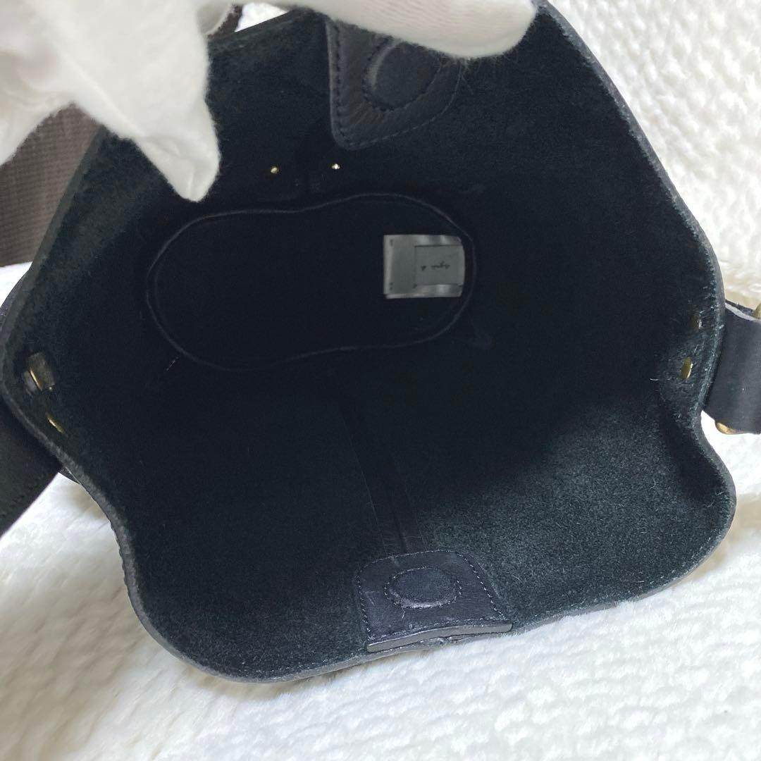 mogumi様 アニエスベー　ショルダーバッグ　本革 レザー 黒 希少