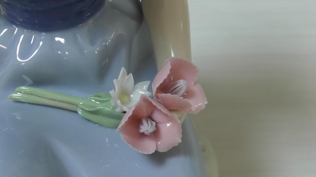 LLADRO　リヤドロ【花摘み】５　陶器　置物　インテリア　リアドロ 　L521