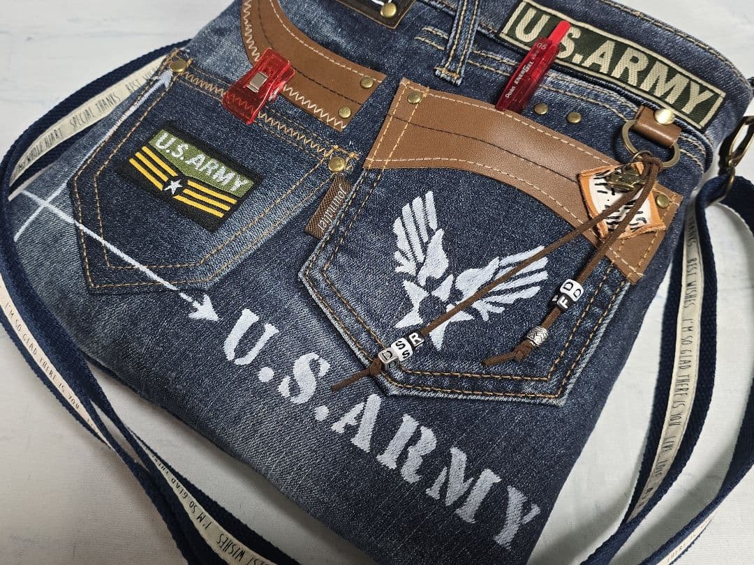 デニムリメイクトートバッグ 大きめ 上部ファスナー ＆サコッシュ 本革使用