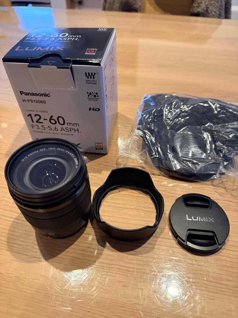 LUMIX 12-60mm F3.5-5.6 ASPH. ズームレンズ
