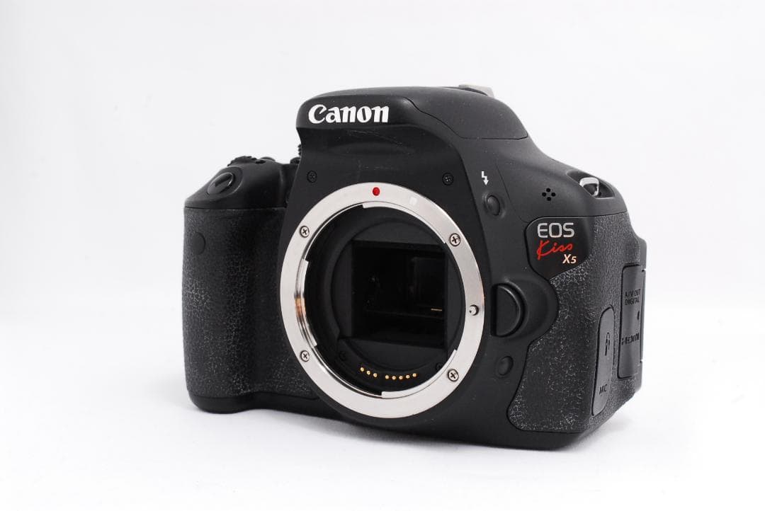 初心者オススメ⭐️Canon EOS Kiss X5 一眼レフカメラ
