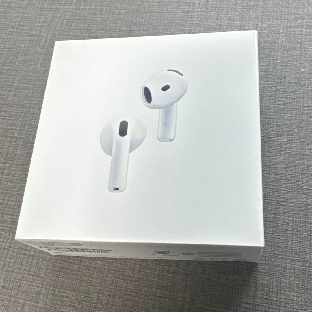 Apple AirPods 4 美品ノイズキャンセリング搭載 第四世代