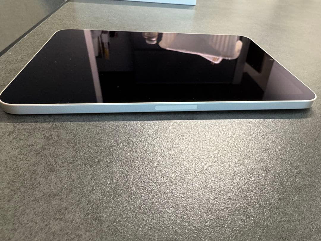 iPad mini 7 スターライト128GB Wi-Fiモデル