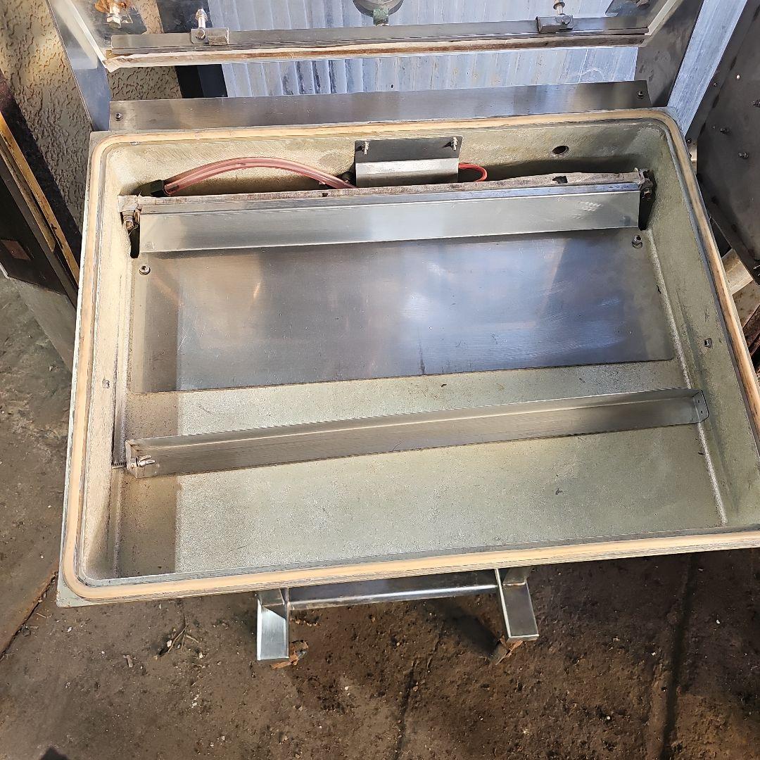 古川製作所FVC2真空包装機　200v 動作品