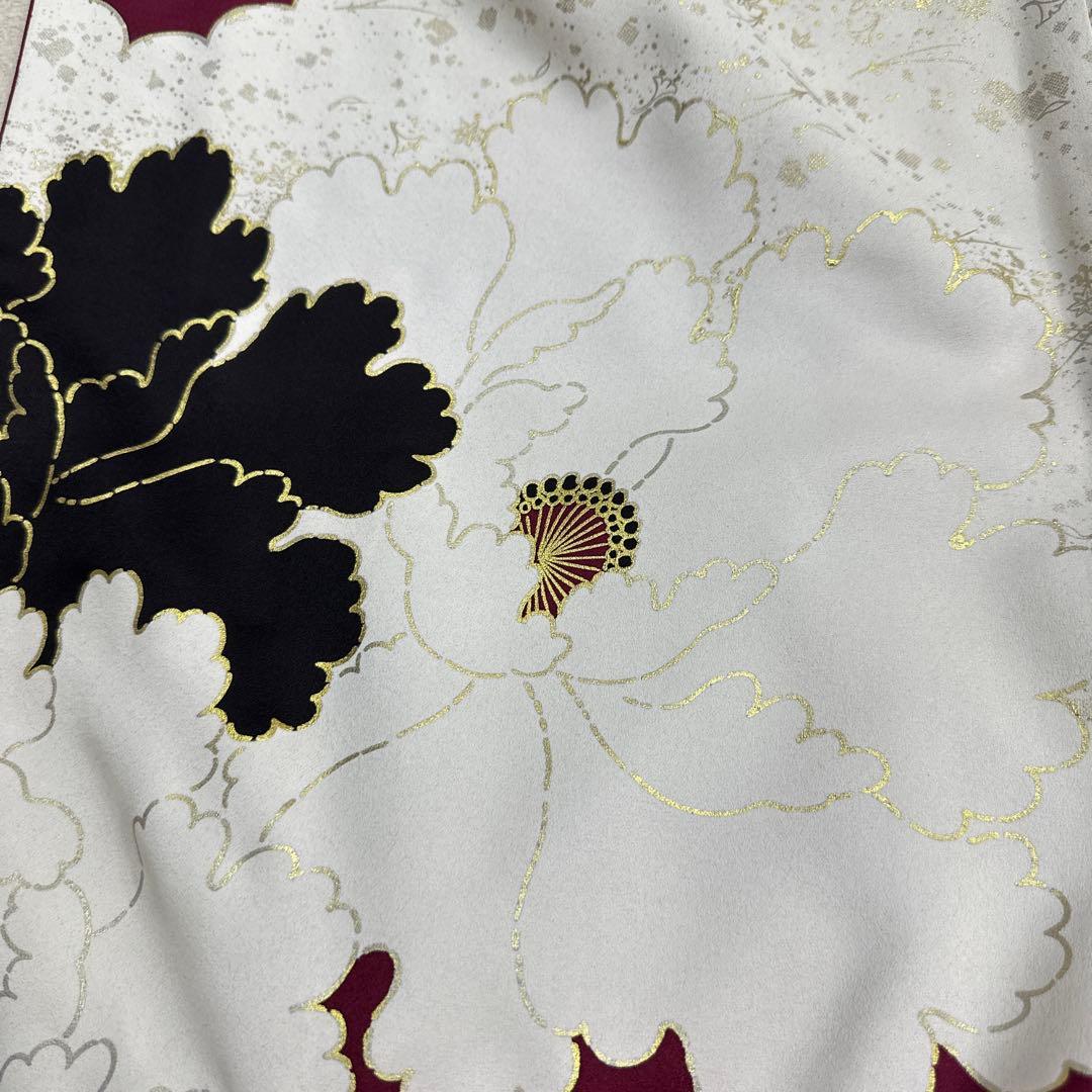 深紅 牡丹 金×黒×白 振袖
