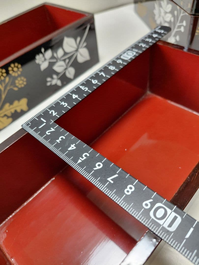 古い三段重箱　木製