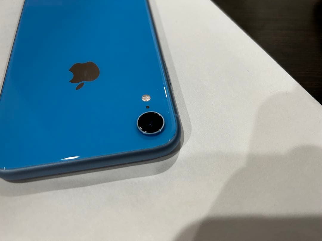格*空様 iPhone XR 128GB（手帳型ケース付き）