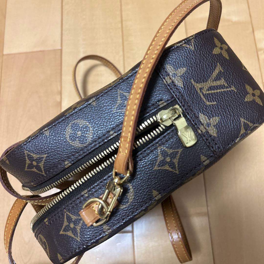 ルイヴィトン モノグラム スポンティーニ