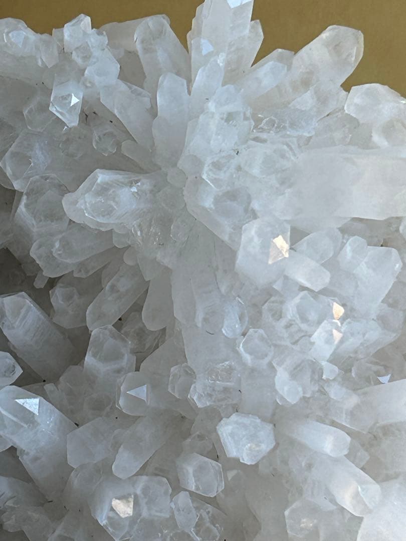 ★高品質 水晶クラスター♡四川省産　超ビックサイズ❤︎ 1.7kg★