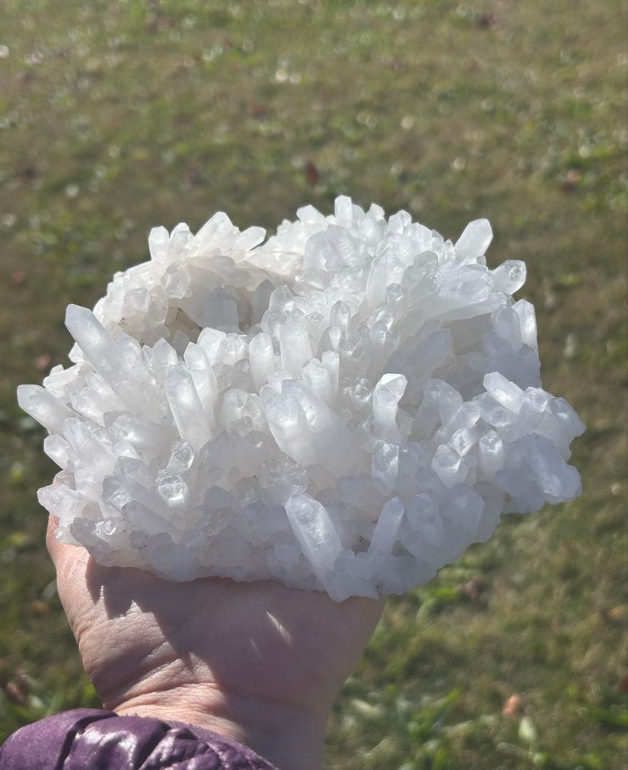 ★高品質 水晶クラスター♡四川省産　超ビックサイズ❤︎ 1.7kg★