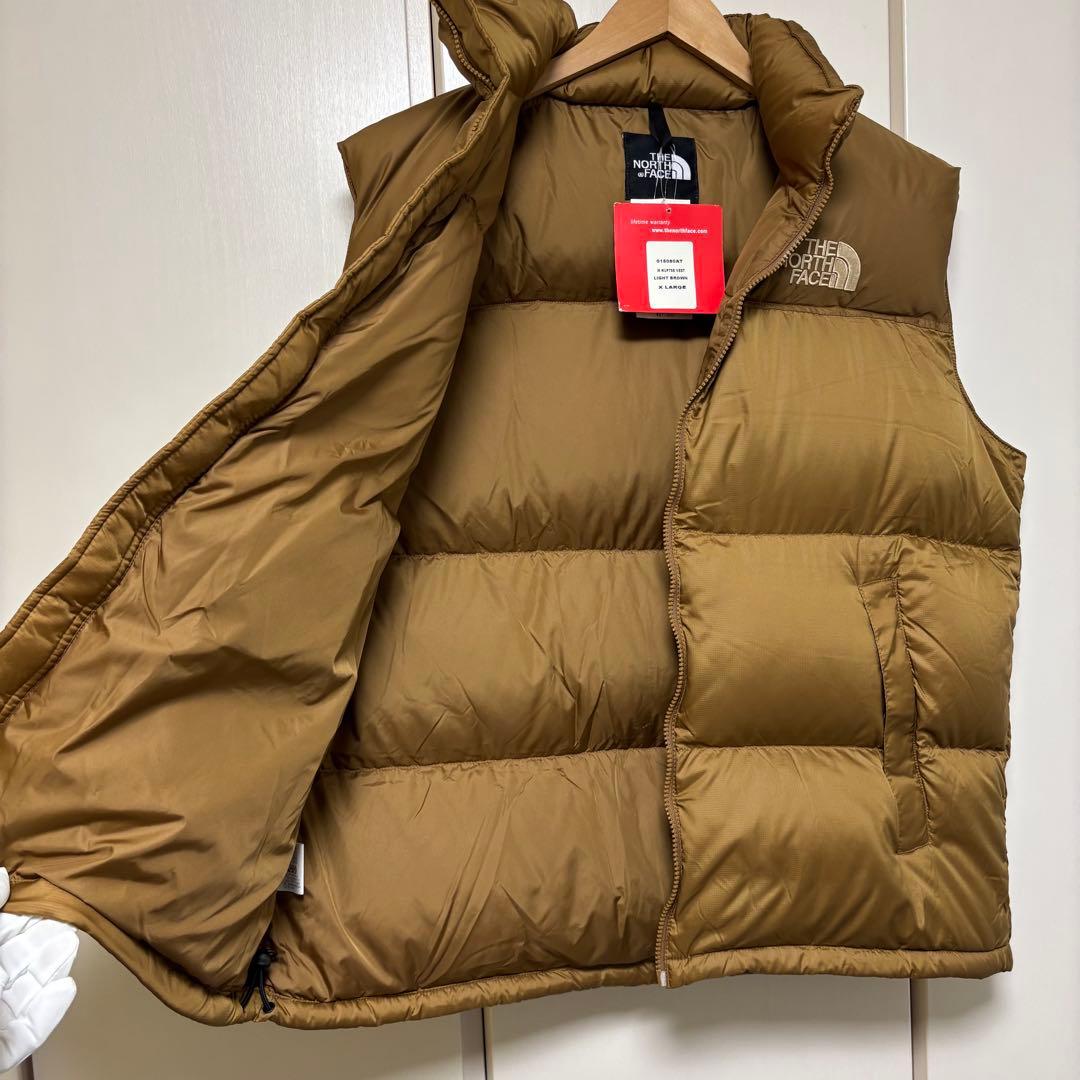 超希少　XL 新品センターロゴ　ダウン　ベスト　ヌプシ　ブラウン