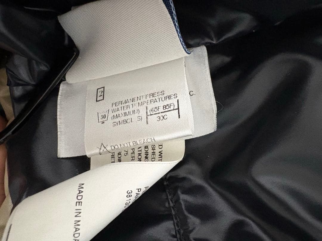 BEAMS　迷彩　MONCLER　TIBET　モンクレールダウンベスト　チベット