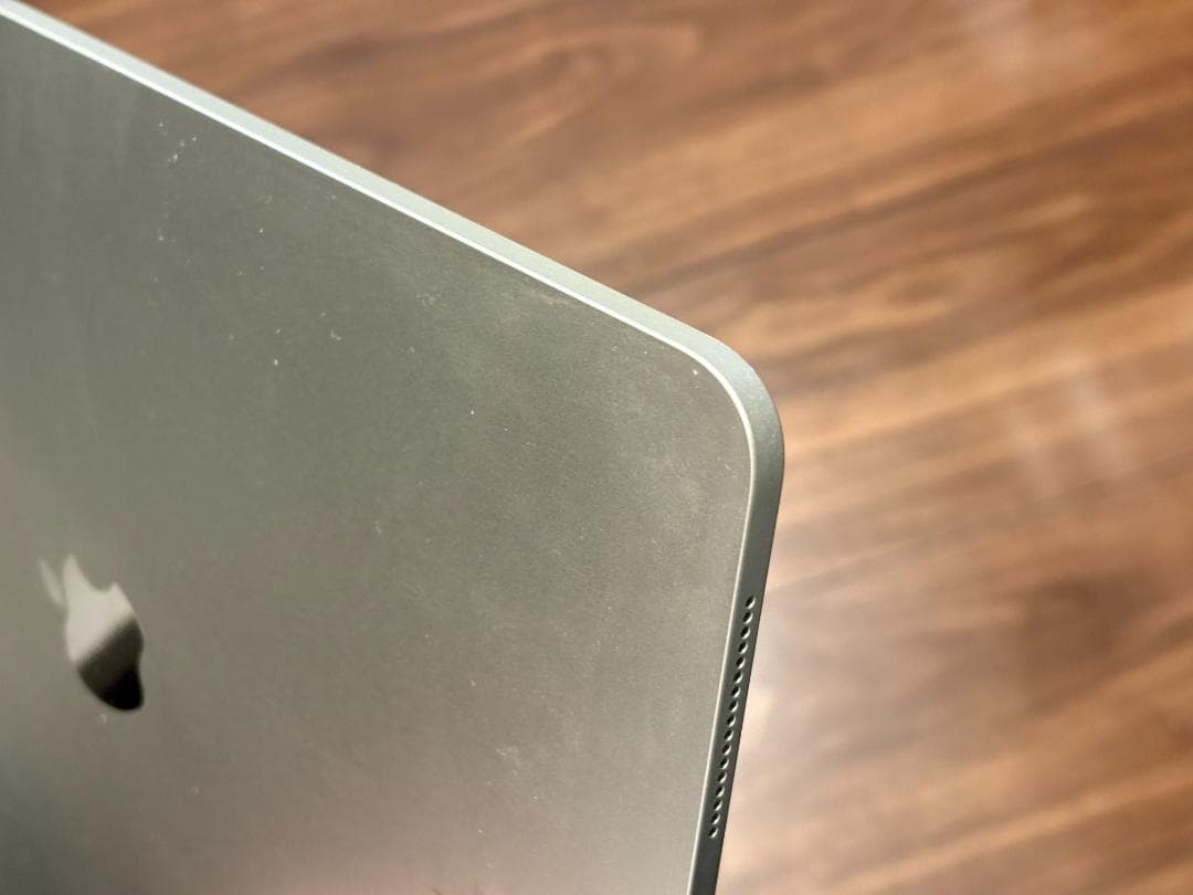 iPad Pro 12.9インチ 第4世代 / Magic Keyboard /