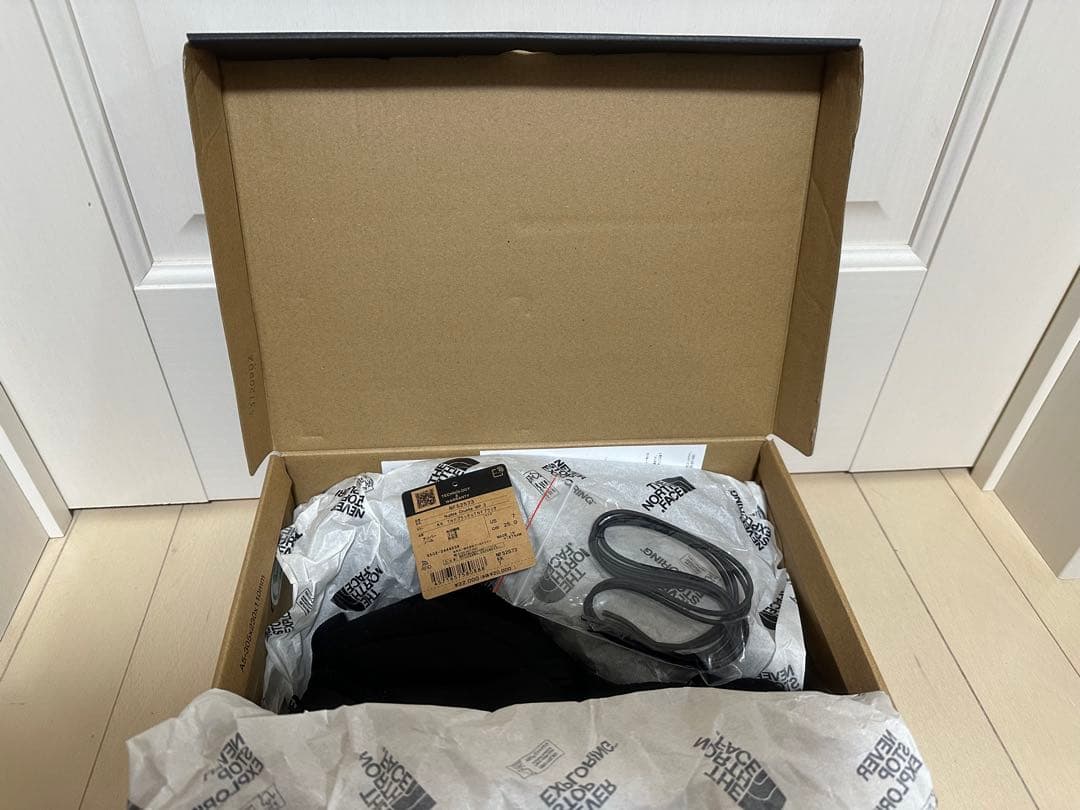 新品未使用タグ付 25㎝★ノースフェイスヌプシチャッカウォータープルーフ