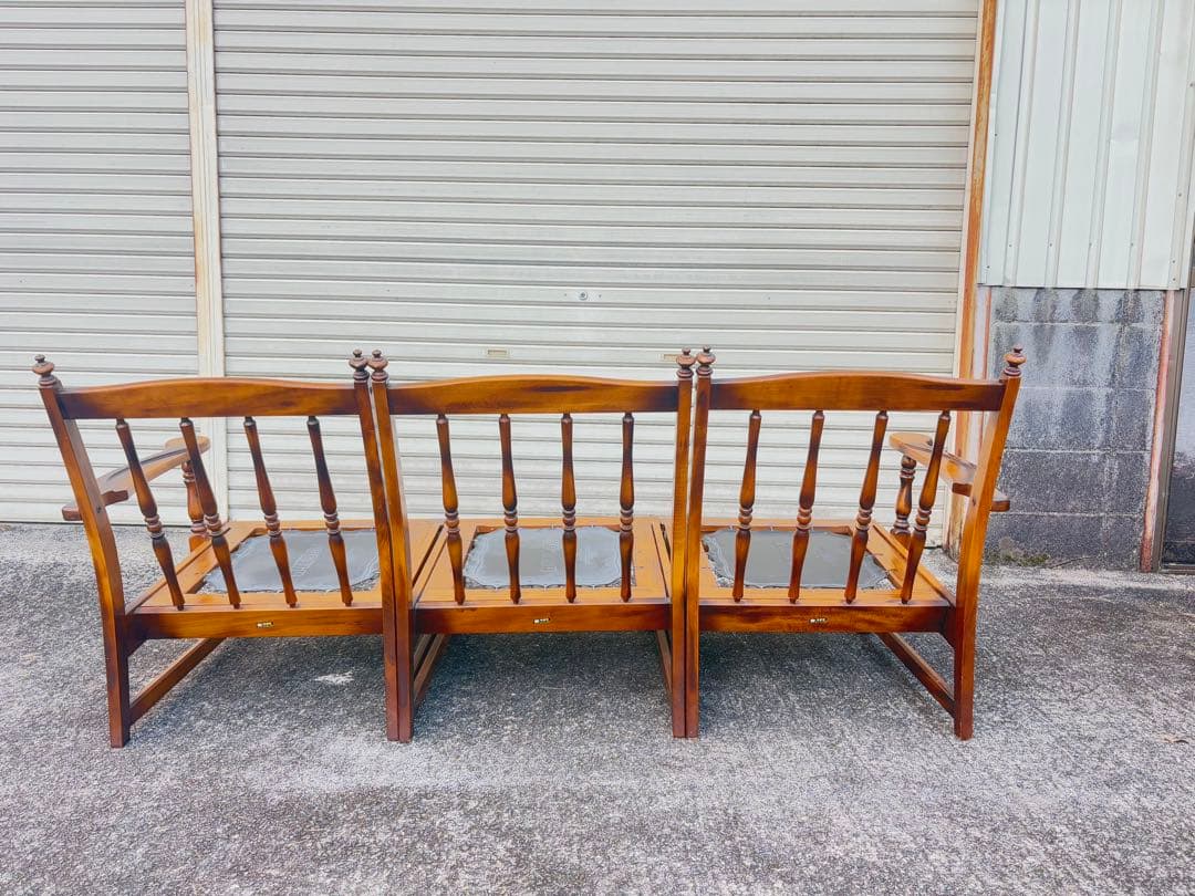 オールドKarimoku家具3コロニアルシリーズ カリモクソファ値下げ！