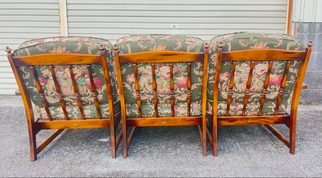 オールドKarimoku家具3コロニアルシリーズ カリモクソファ値下げ！