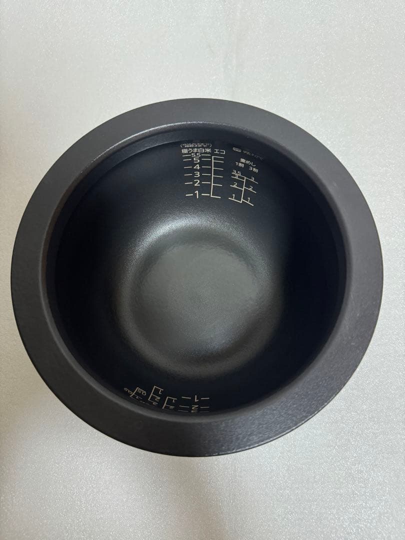 タイガーTIGER 圧力　IH炊飯器 JPX-102X