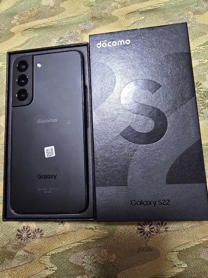 galaxy s22 dokomo 純正ケース付き