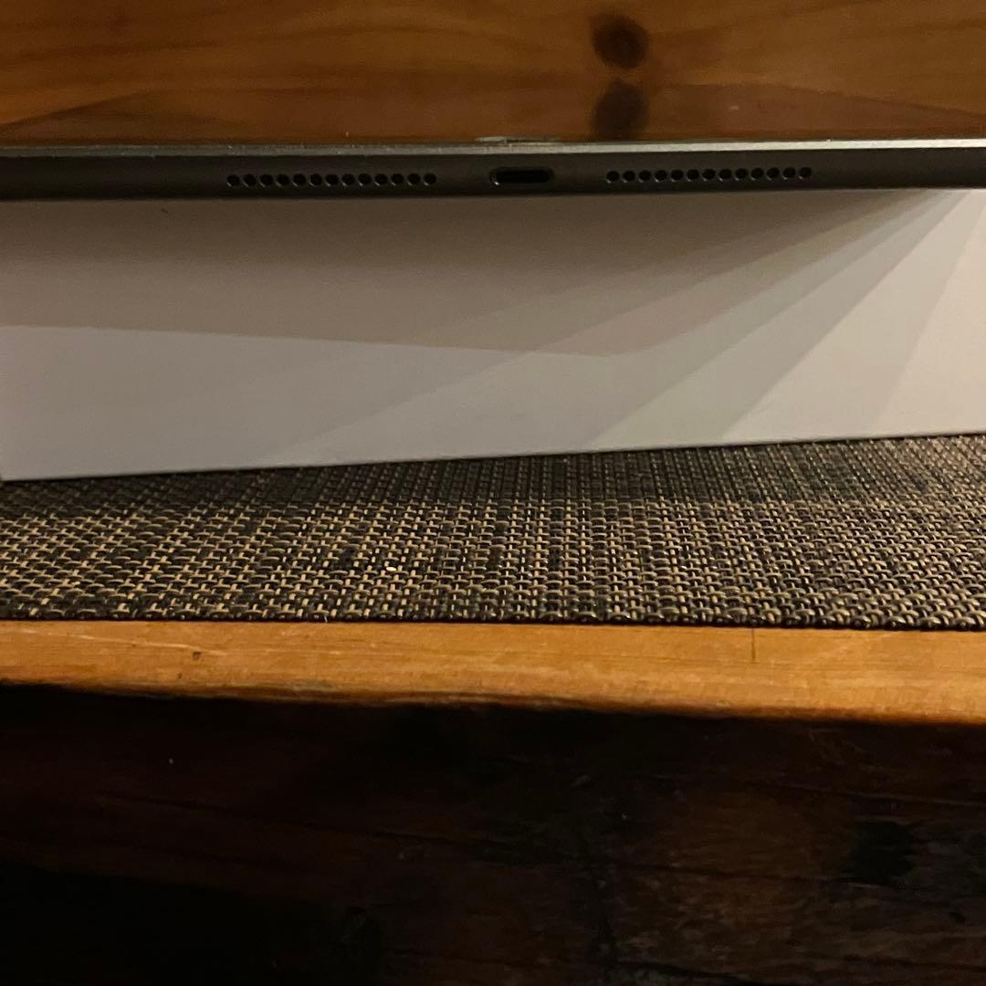 iPad 第7世代 128GB Wi-Fiモデル バッテリー97%箱あり 初期化