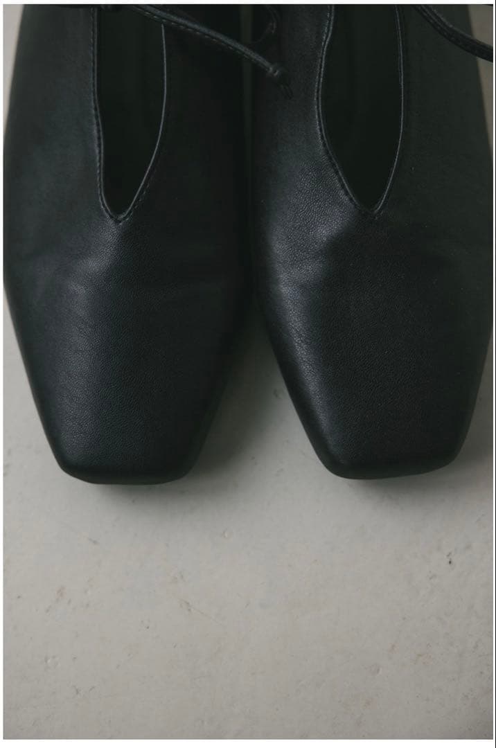 【新品】新作！！レースアップフラットシューズ　STYLEMIXER 黒　Ｍサイズ