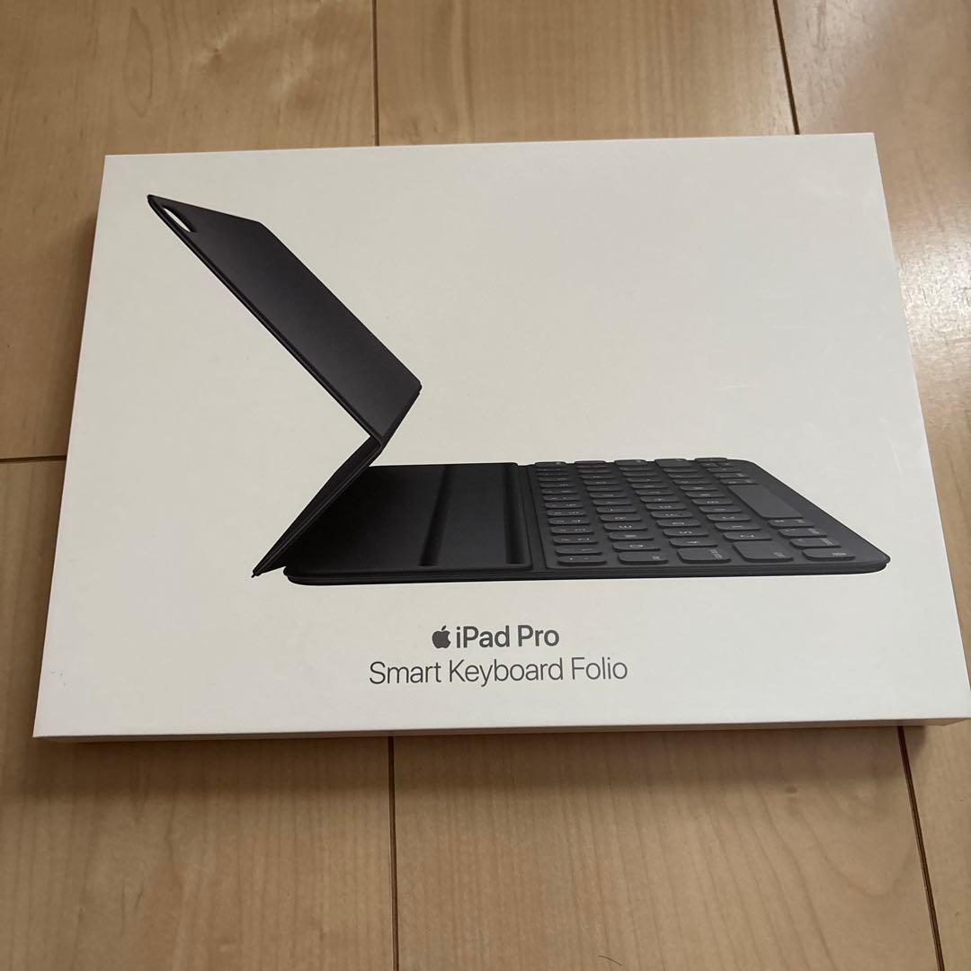 iPad Pro 第一世代512GB スマートキーボード、スマートフォリオケース