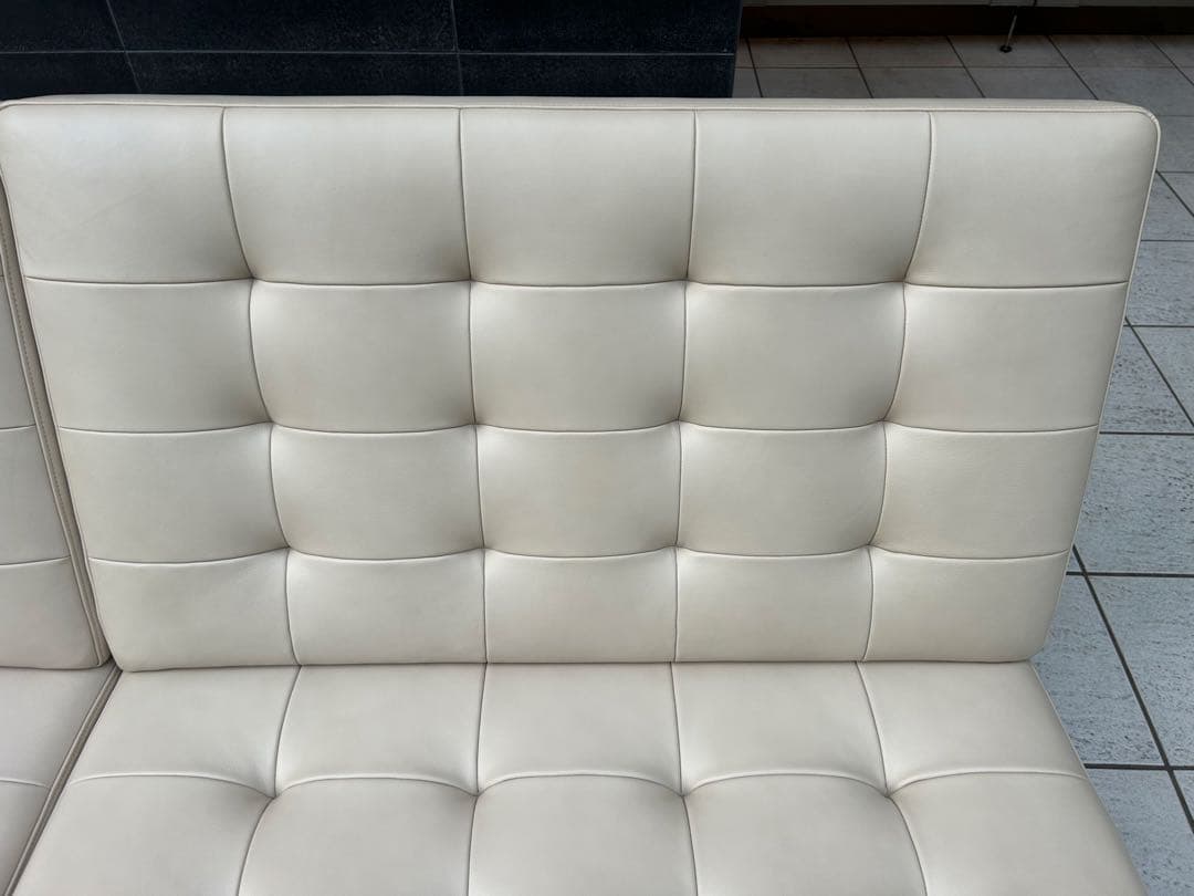 【美品】カリモク レザー　ソファ　WB5003 定価約50万