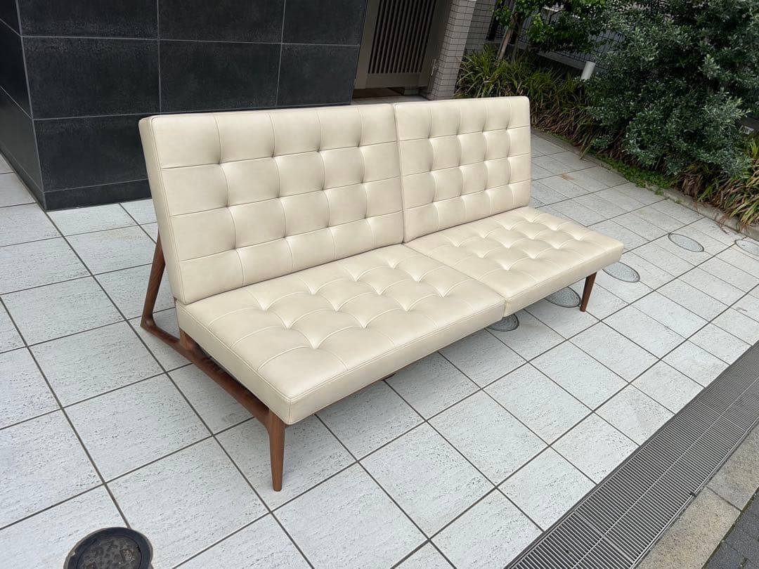 【美品】カリモク レザー　ソファ　WB5003 定価約50万