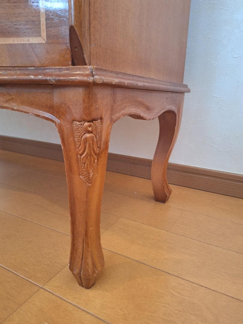 猫脚チェスト 四段タンス　象嵌チェスト　おしゃれインテリア　イタリアン家具