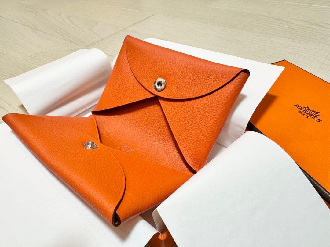 【新品未使用】HERMES ガルヴィ　カラー：フー(オレンジ系)