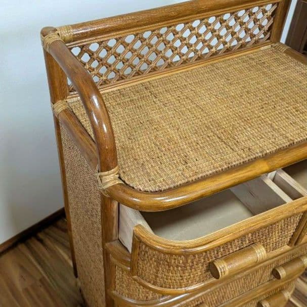 籐 ラタン チェスト 収納 タンス ４段　インテリア アンティーク 棚