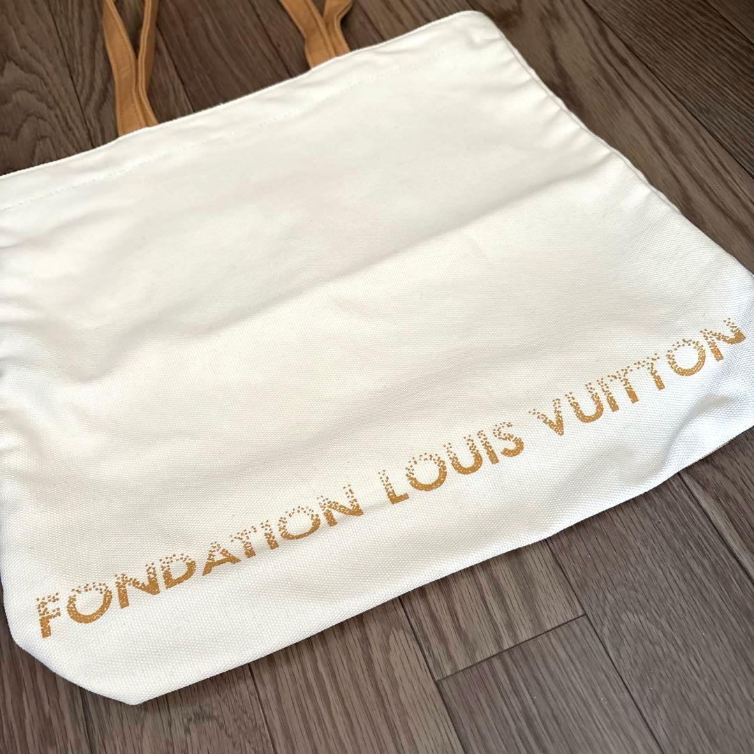 ルイヴィトン美術館 LOUIS VUITTONFONDATION トートバッグ
