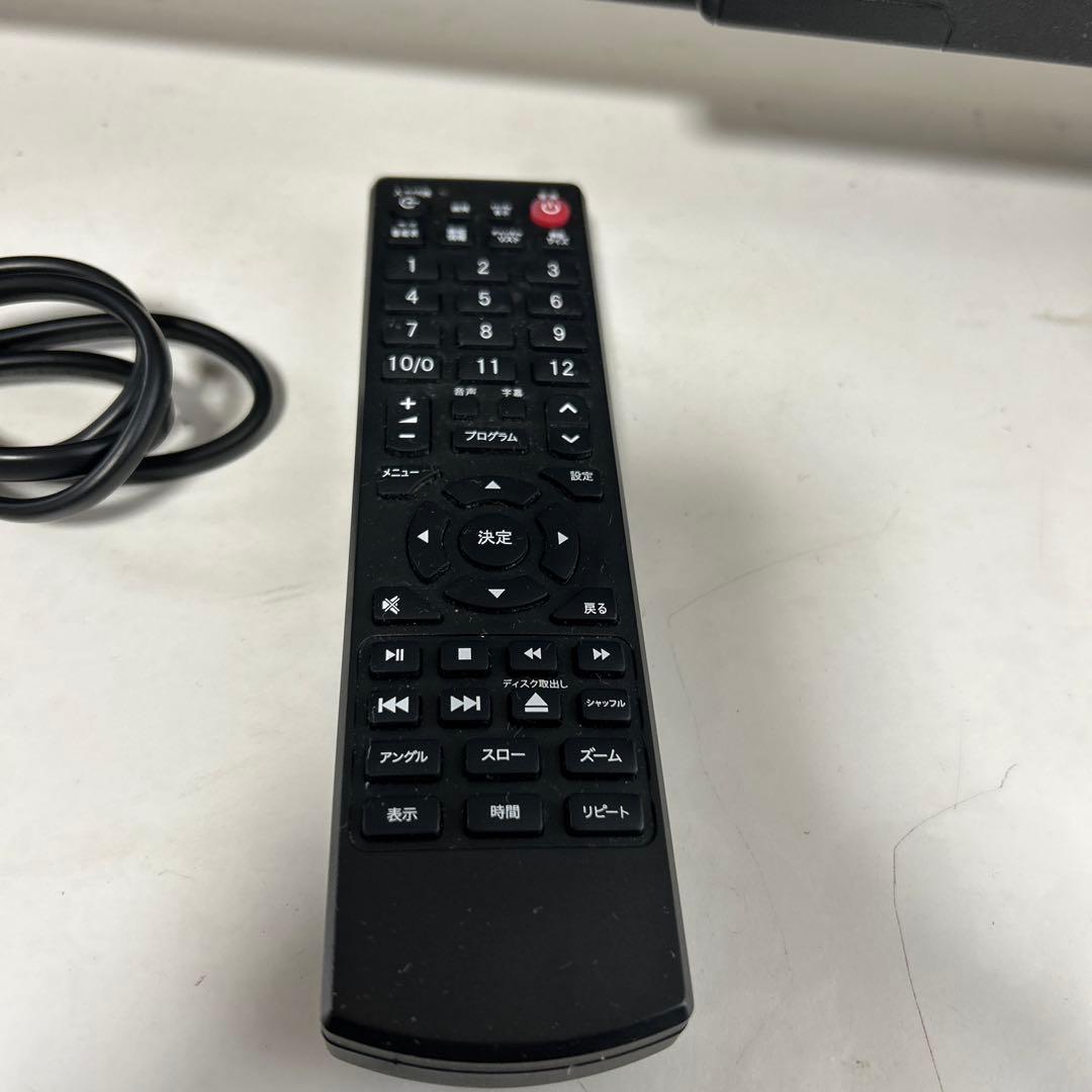 32型DVD再生機能付 Model D32TV液晶テレビ リモコン付き　21年製