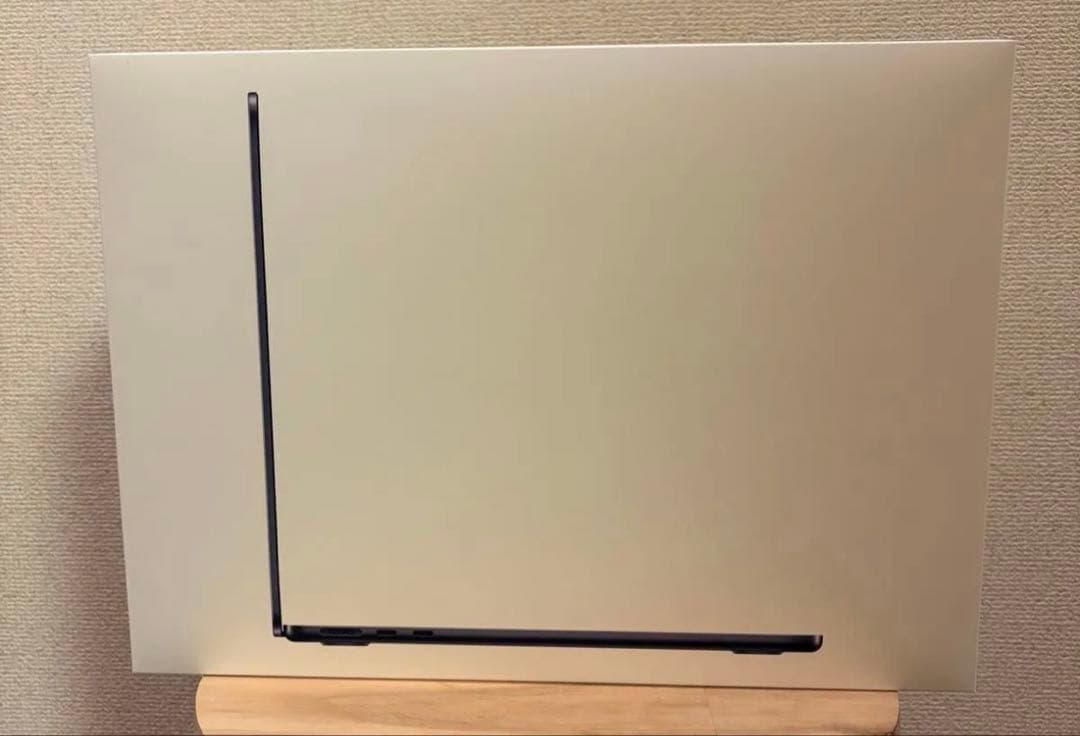 新品未開封Apple MacBook Air M4 ミッドナイトMW123J/A
