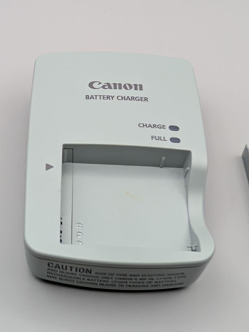 Canon IXY 110 IS コンデジ 動作品 実写あり 充電器付