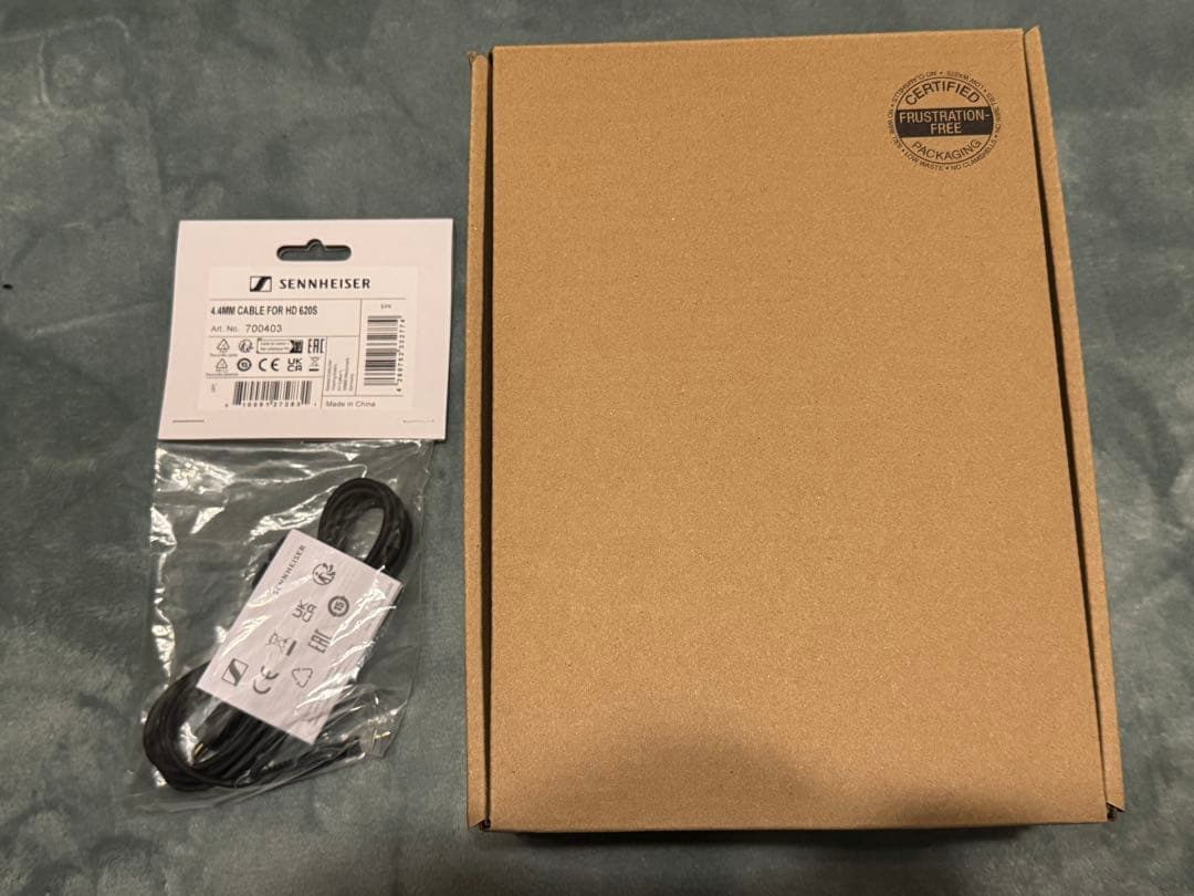 新品ゼンハイザー ヘッドホン HD 599 SE 黒＋4.4mmバランスケーブル