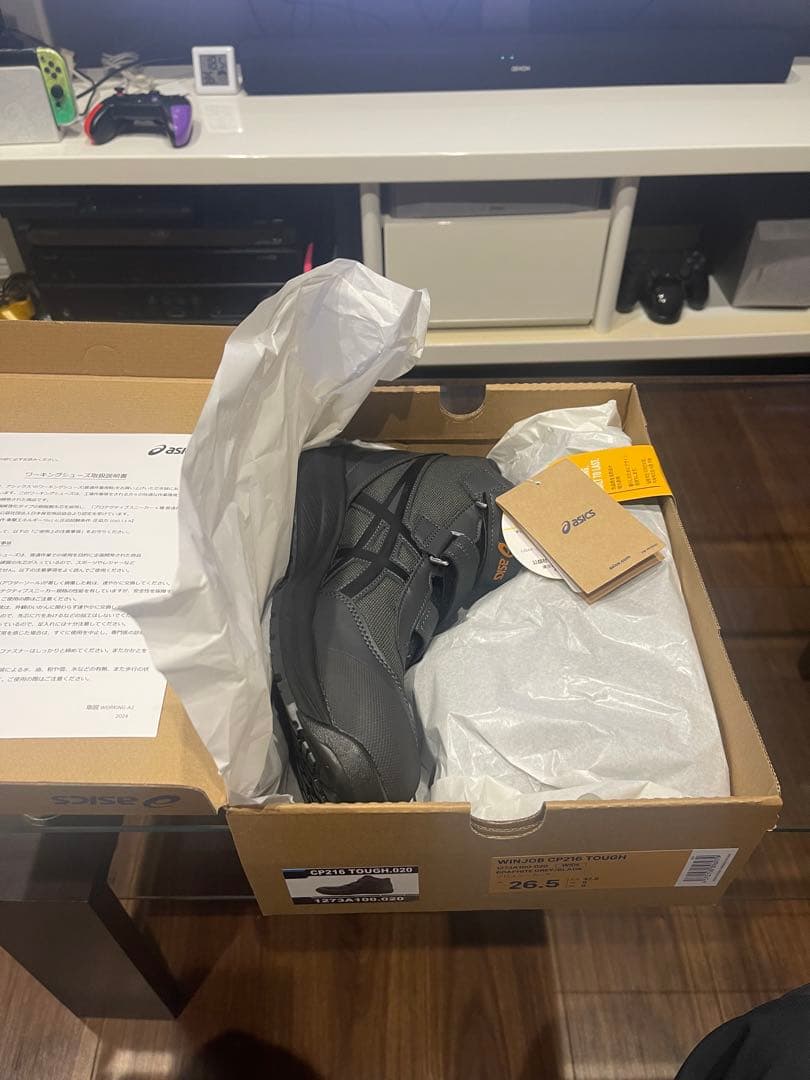 限定色　新品　asics WINJOB CP216 TOUGH 26.5cm