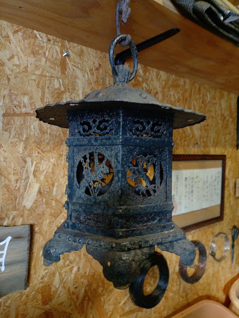 吊り灯籠　蝉つき　　アンティーク　雑貨　骨董　吊灯籠　灯り　照明　庭　インテリア